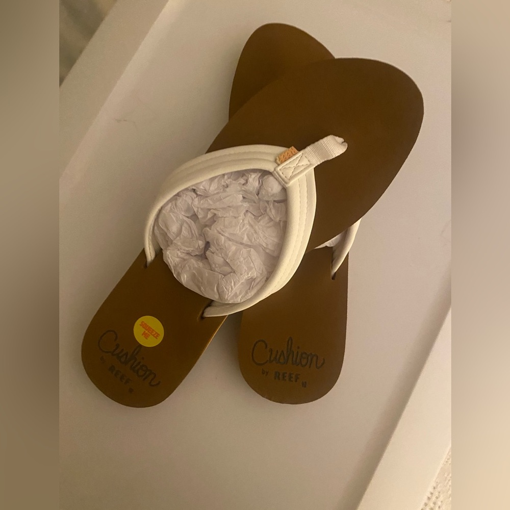 Reef Flip Flops NWT
